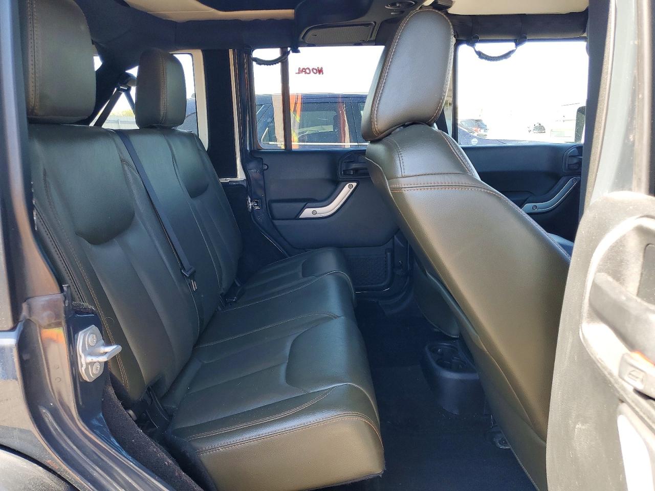 Jeep Wrangler Sahara