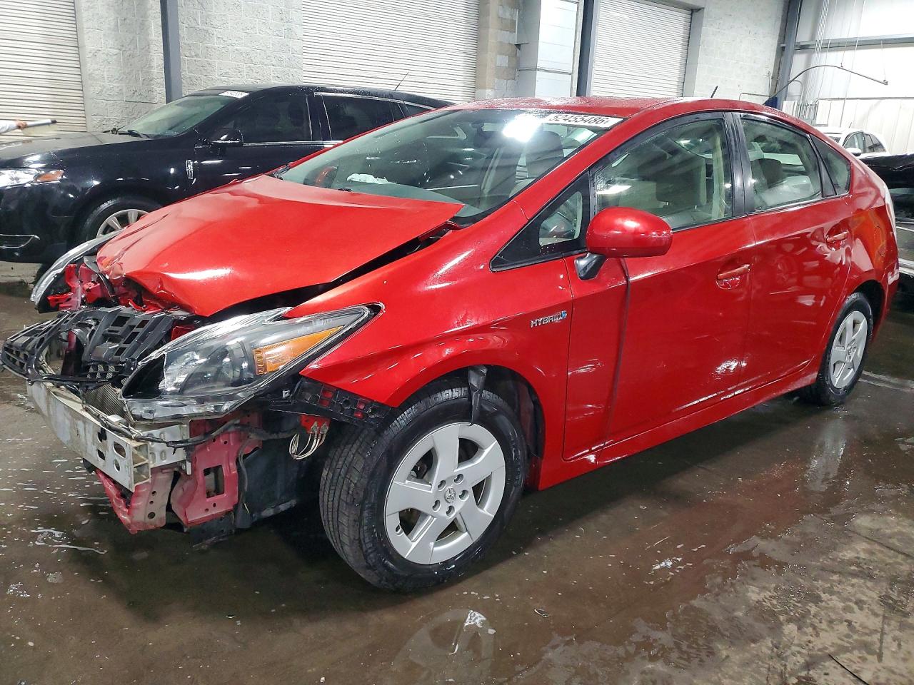Salvage Toyota Prius Image