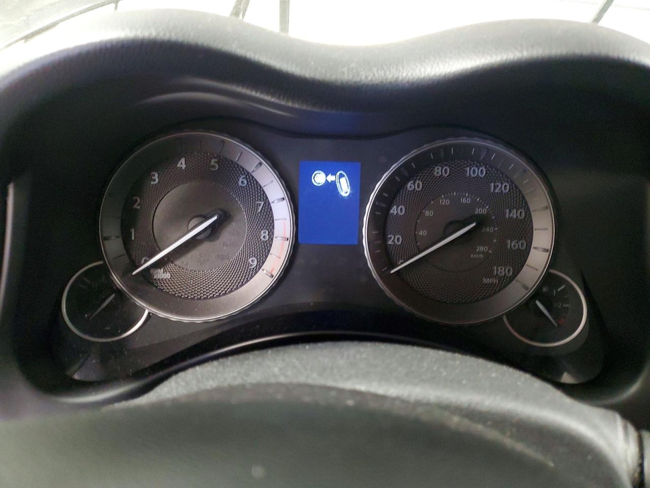 INFINITI M37 X