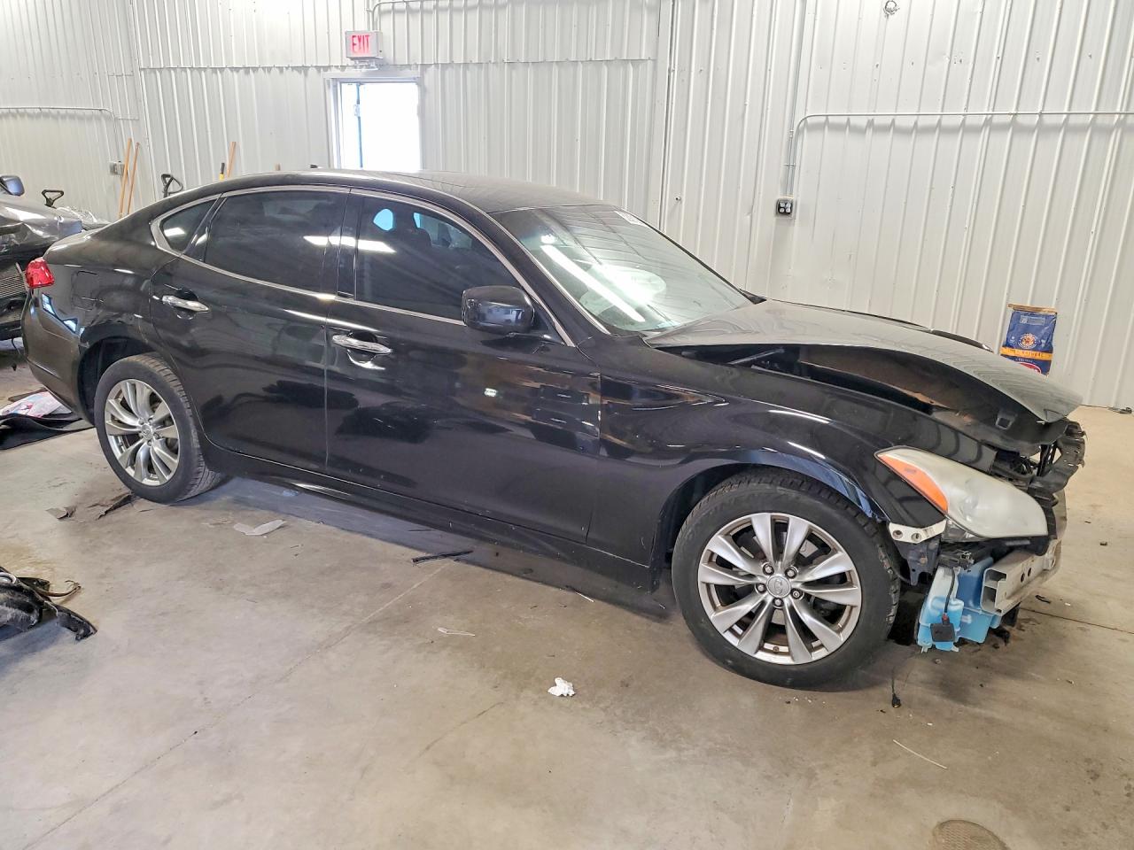 INFINITI M37 X