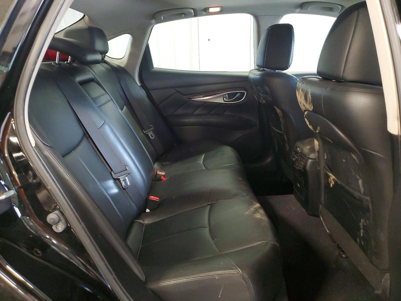 INFINITI M37 X