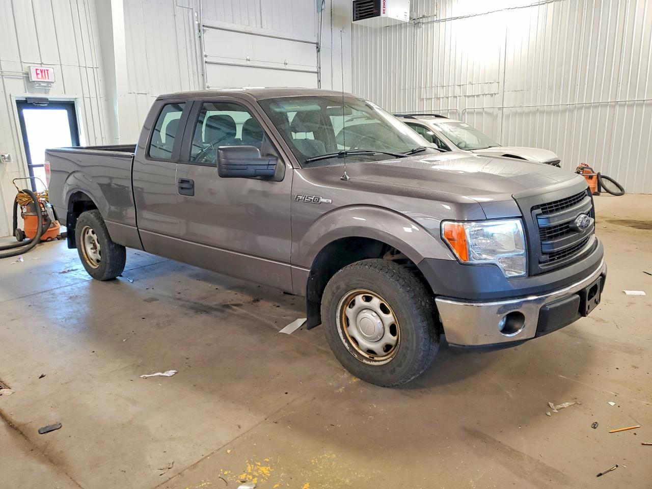 Ford F-150 Super Cab
