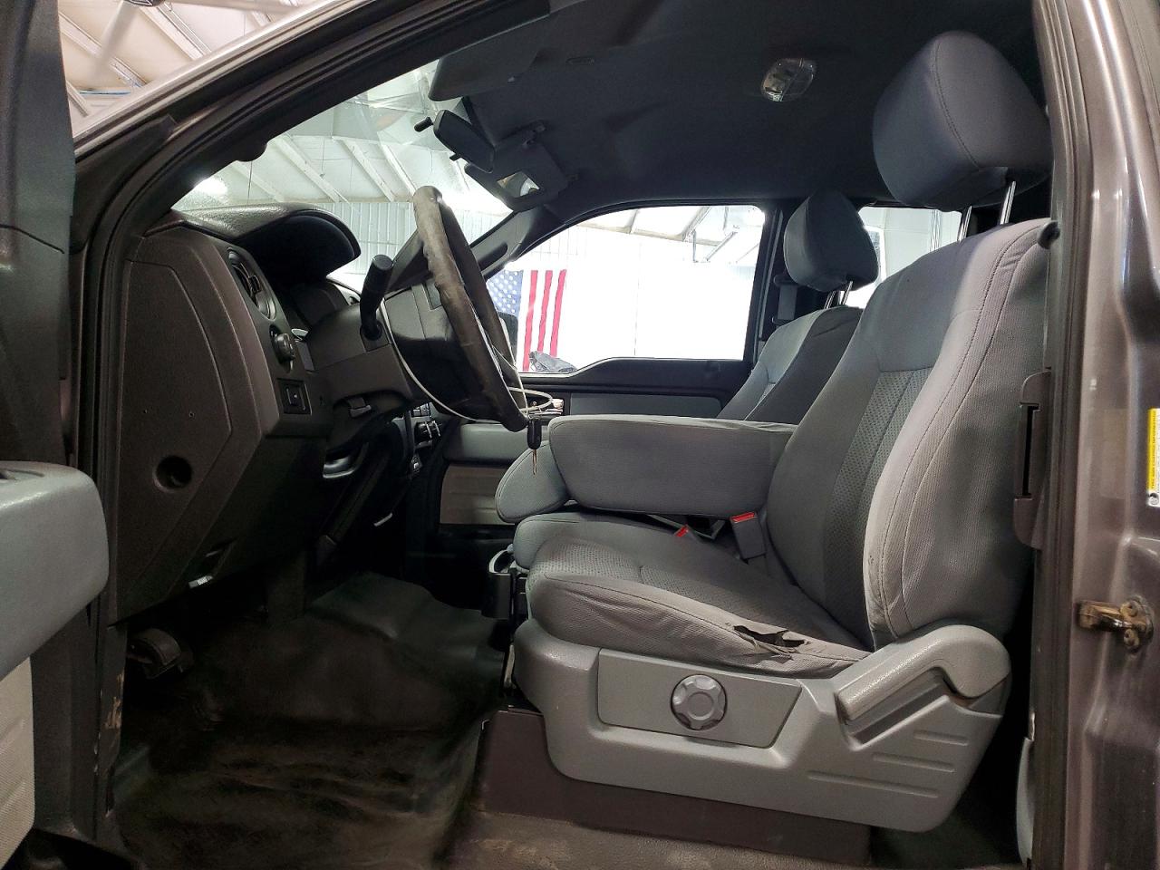 Ford F-150 Super Cab