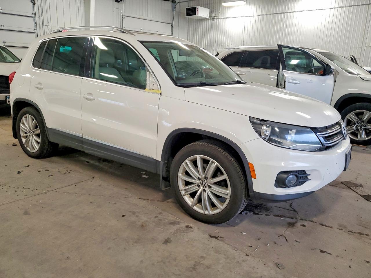 Volkswagen Tiguan S