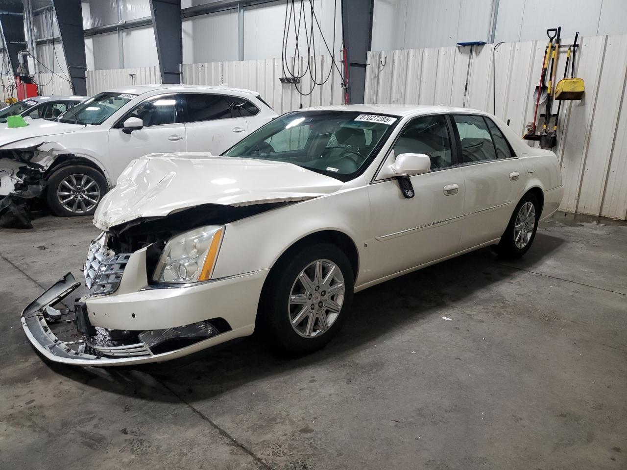 Salvage Cadillac DTS Image
