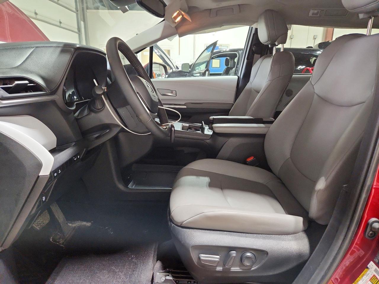 Toyota Sienna Xle 7-passenger