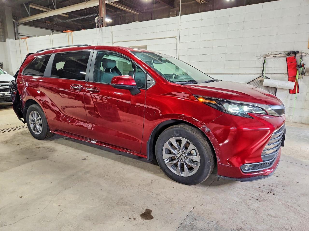 Toyota Sienna Xle 7-passenger