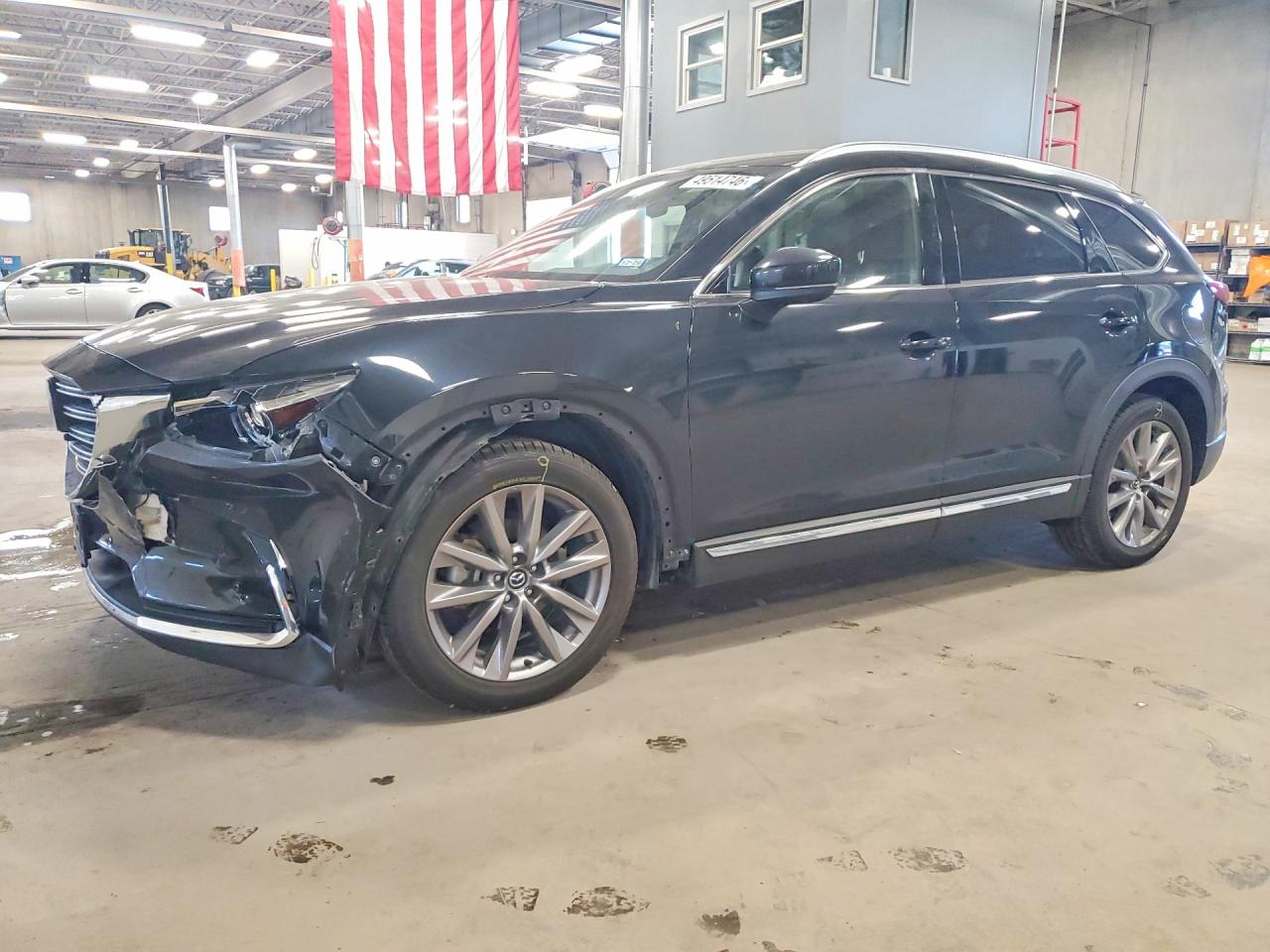 Salvage Mazda Cx Image