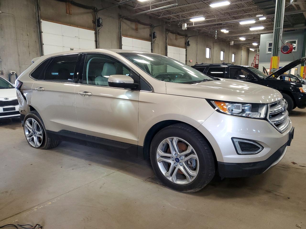 Ford Edge Titanium