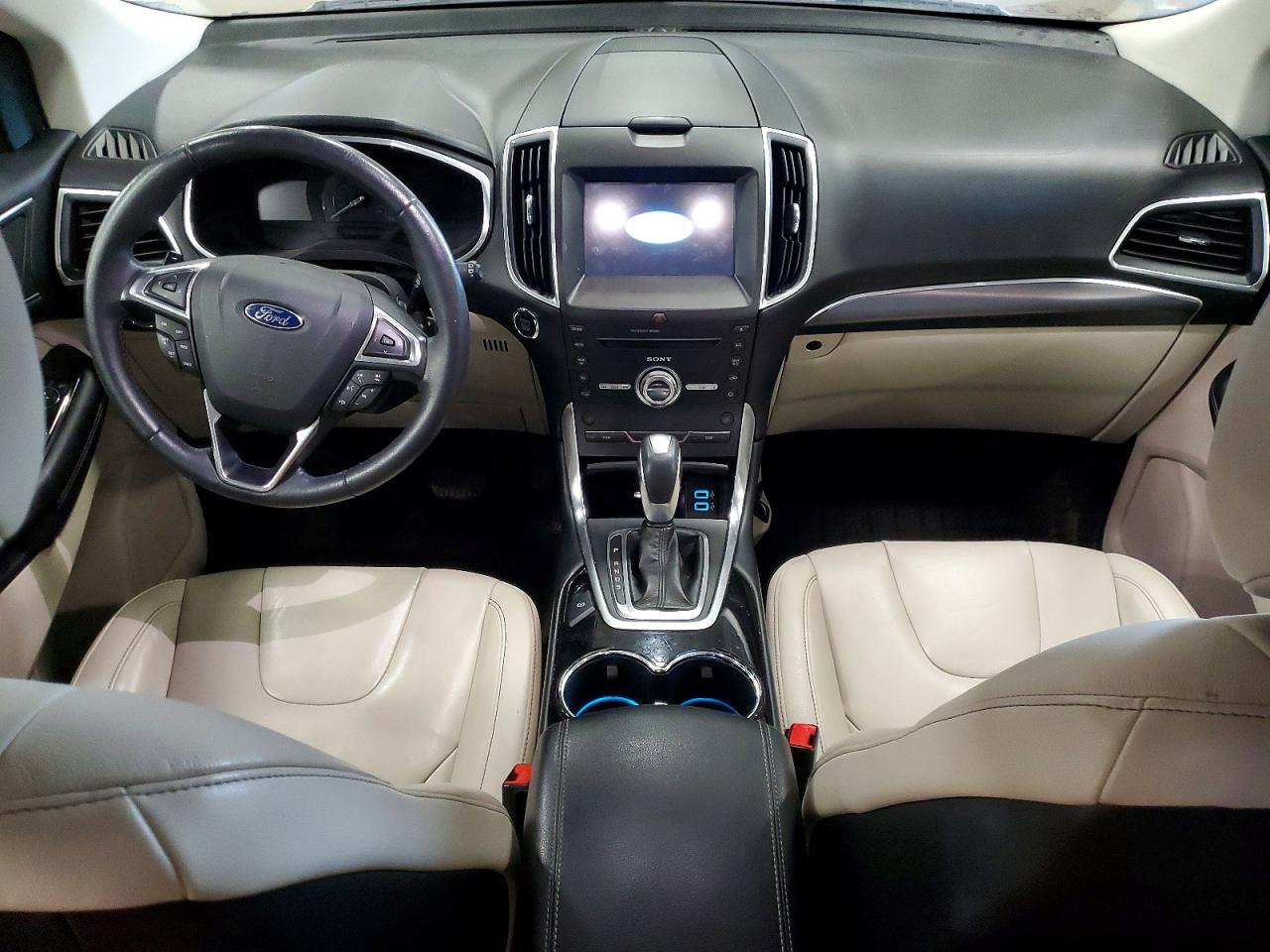Ford Edge Titanium