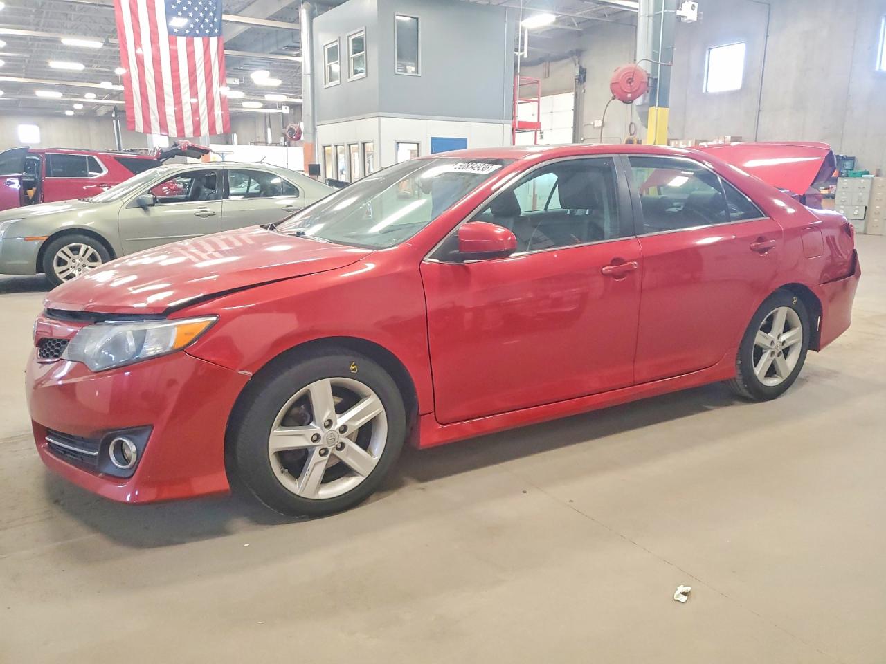 Salvage Toyota Camry Image