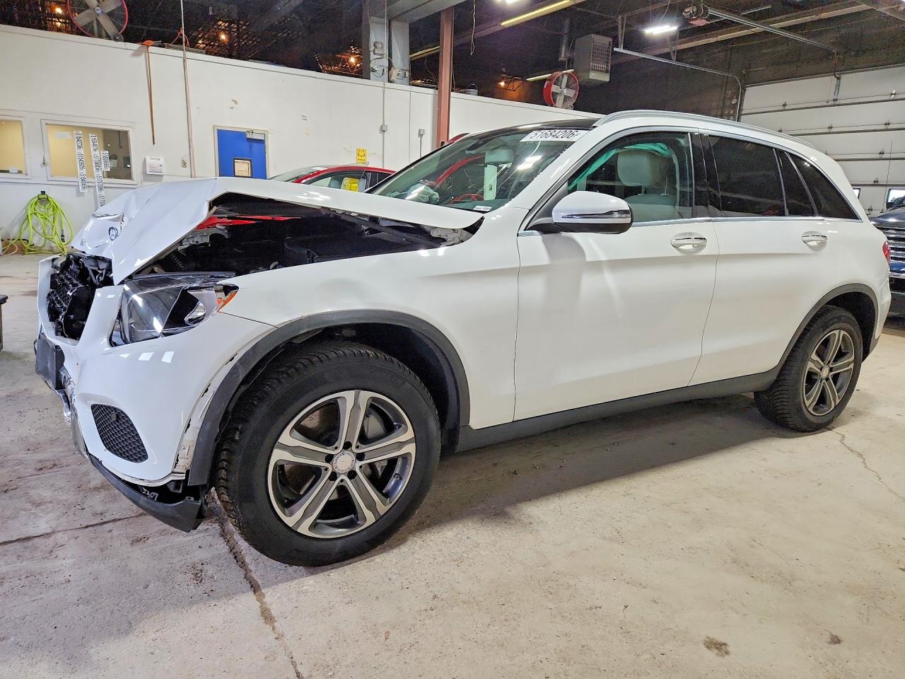 Salvage Mercedes-Benz GLC Image