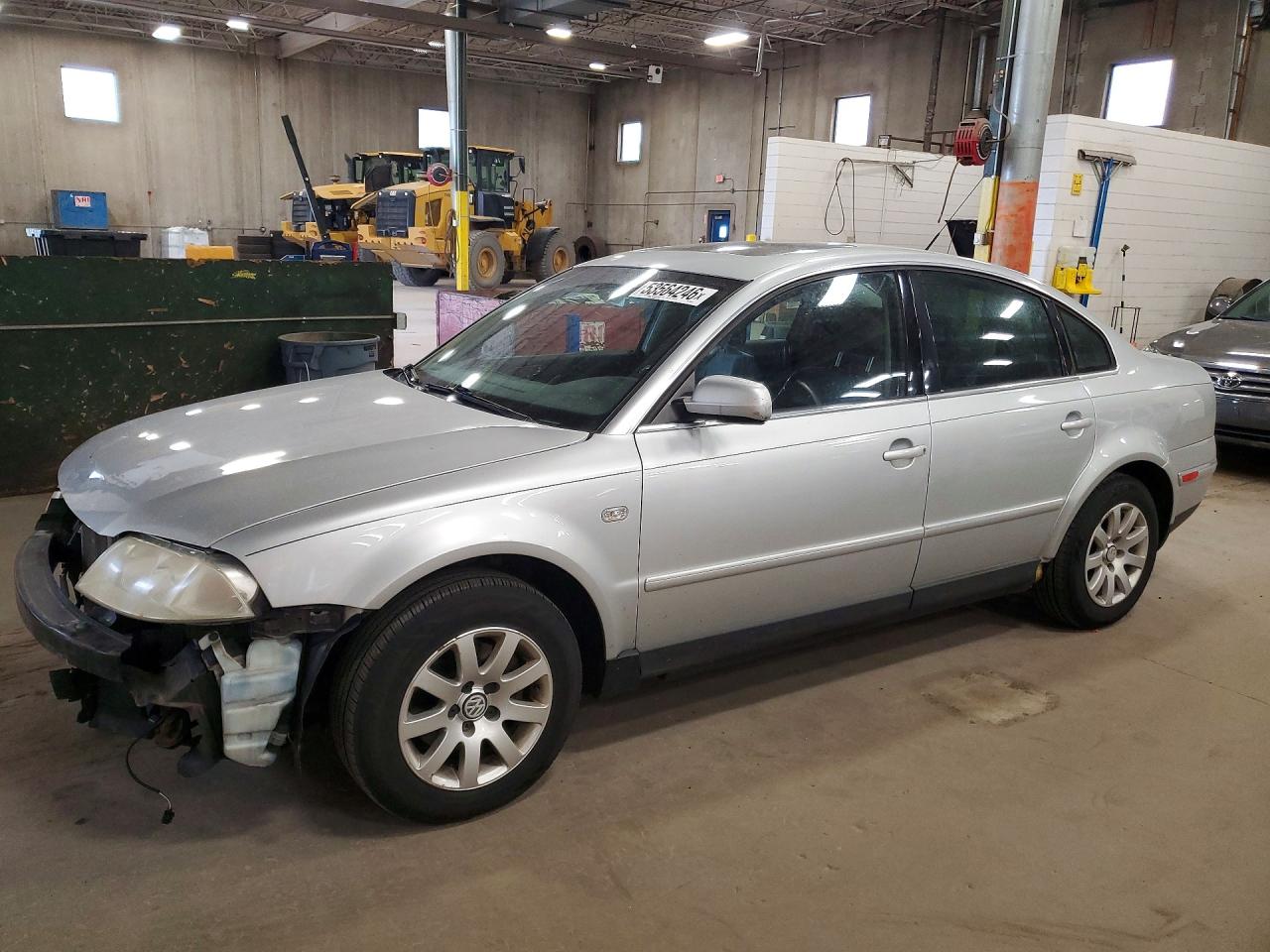 Salvage Volkswagen Passat Image