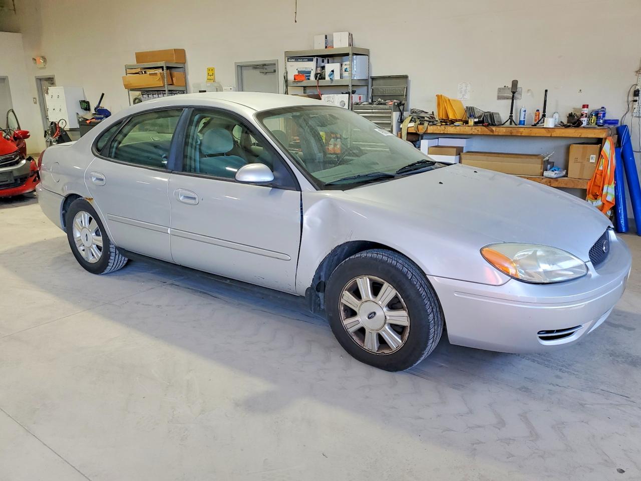 Ford Taurus Sel