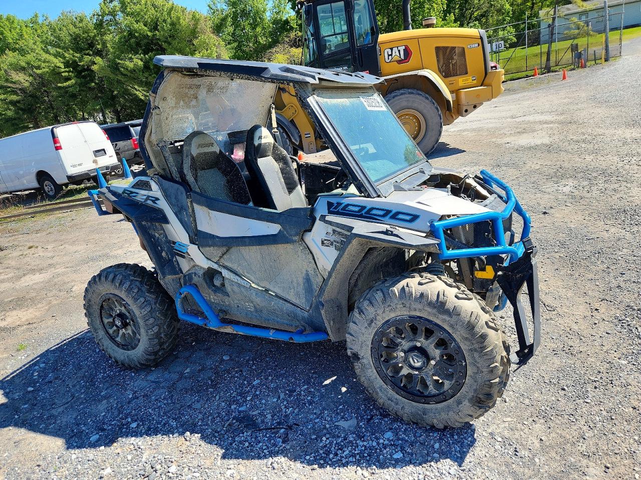Salvage Polaris Rzr S 1000 Image