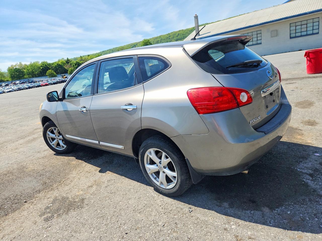 Nissan Rogue S