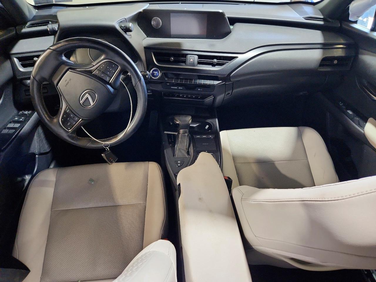 Lexus Ux 250h