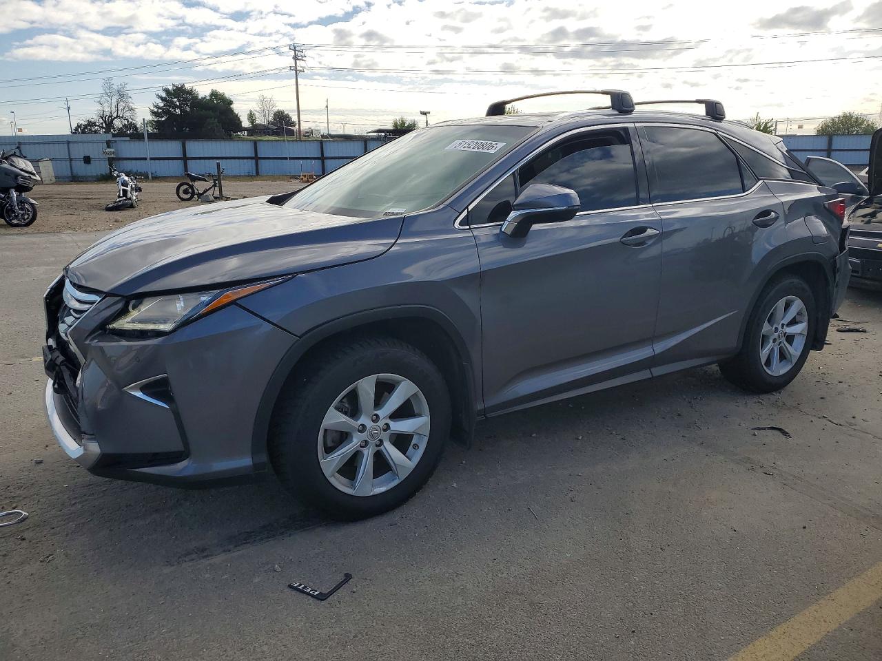 Salvage Lexus RX Image
