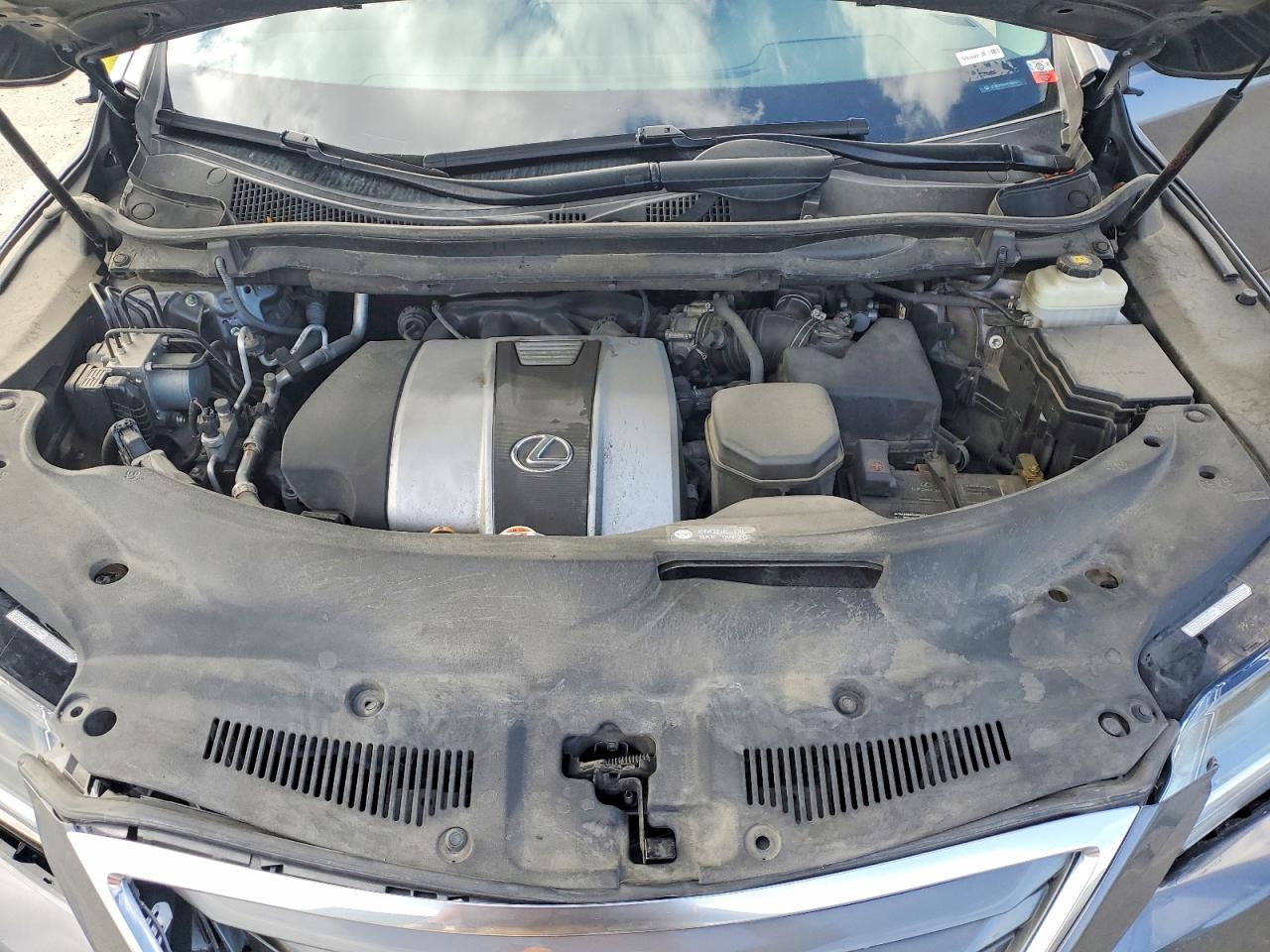 Lexus RX Base