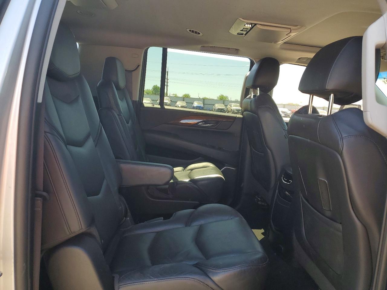 Cadillac Escalade Esv Luxury