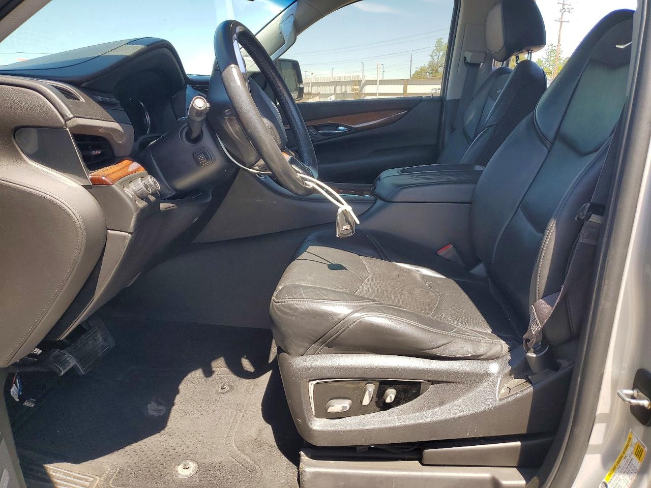 Cadillac Escalade Esv Luxury