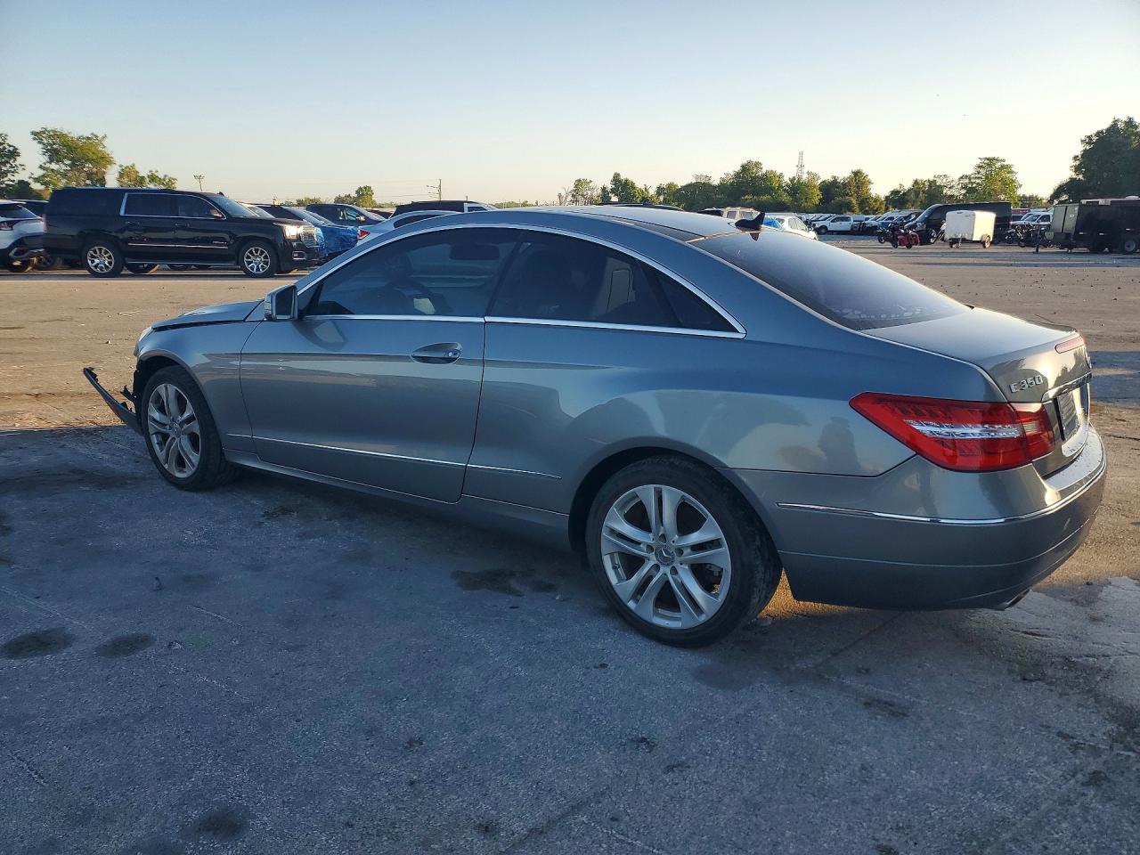 Mercedes-Benz E-Class 350