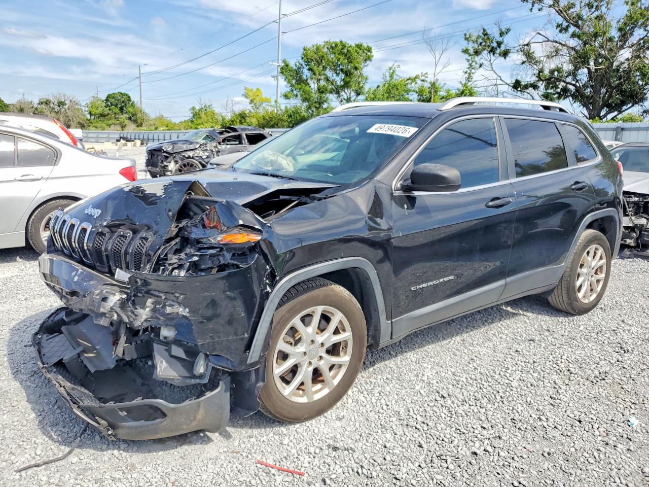 Salvage Jeep Grand Cherokee Image