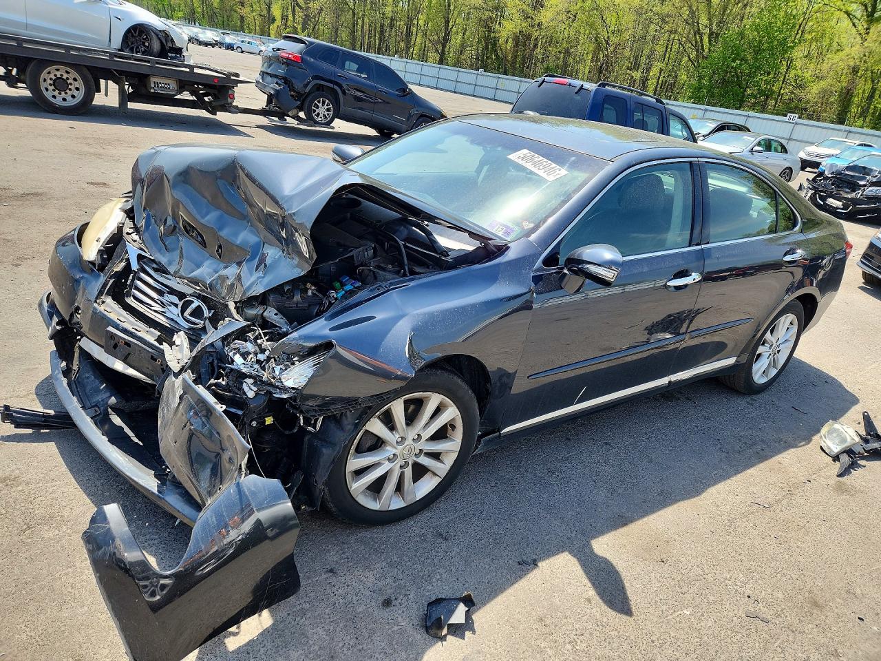 Salvage Lexus Es Image