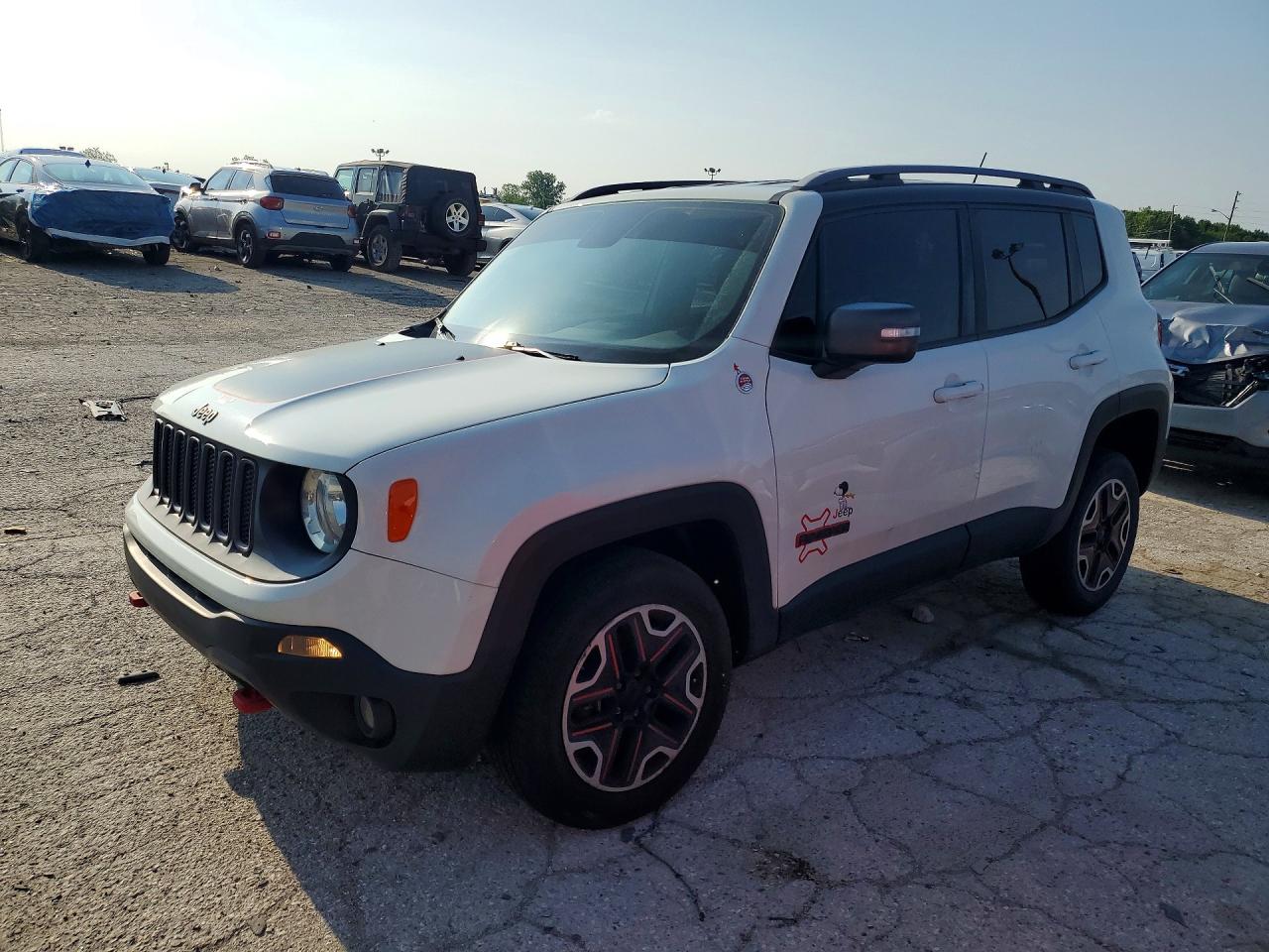 Salvage Jeep Renegade Image