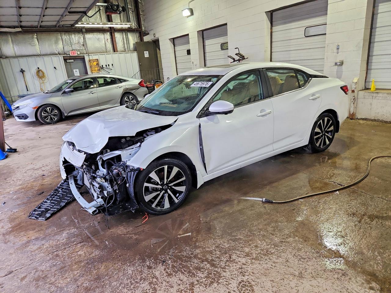 Salvage Nissan Sentra Image