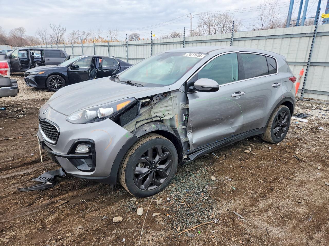 Salvage Kia Sportage Image