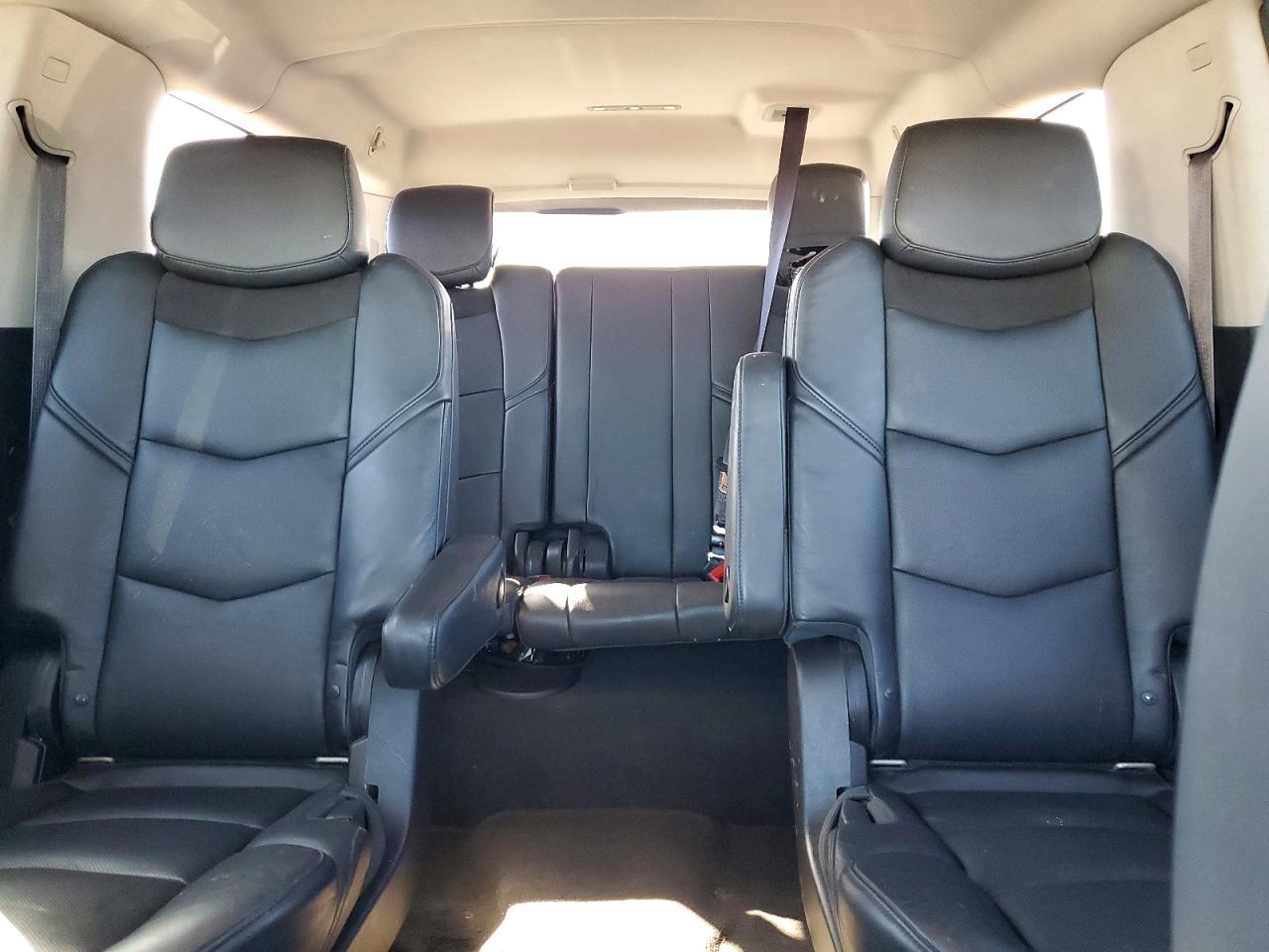 Cadillac Escalade Esv Premium