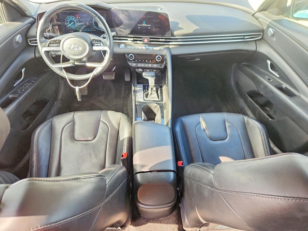 Hyundai ELANTRA Limited