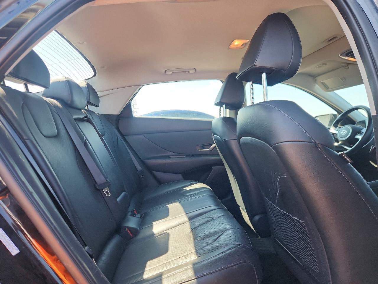 Hyundai ELANTRA Limited