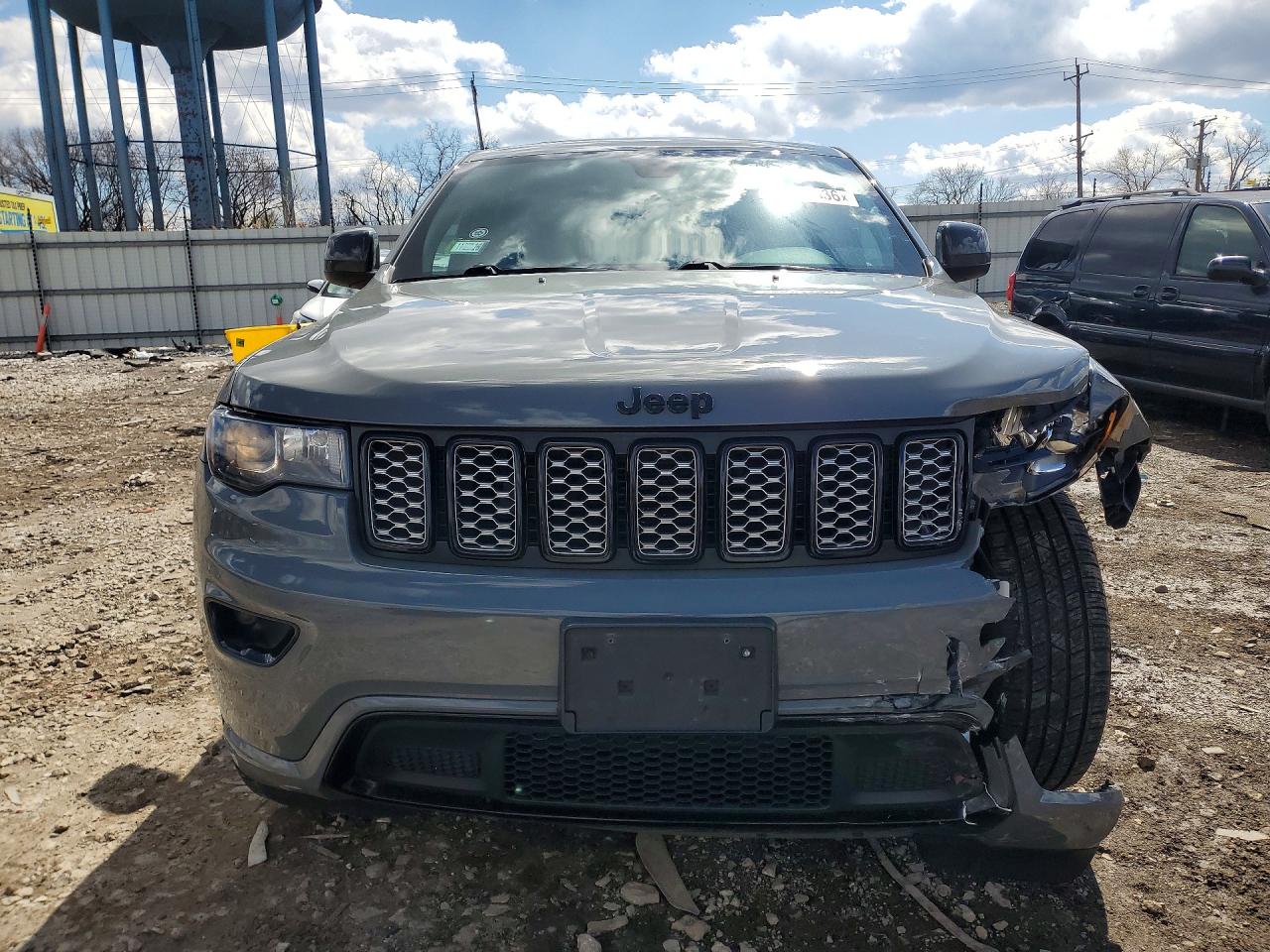 Jeep Cherokee Laredo