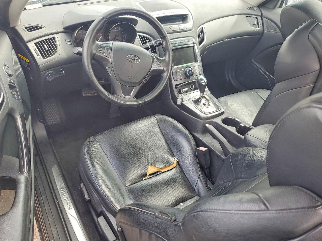 Hyundai Genesis 3.8l