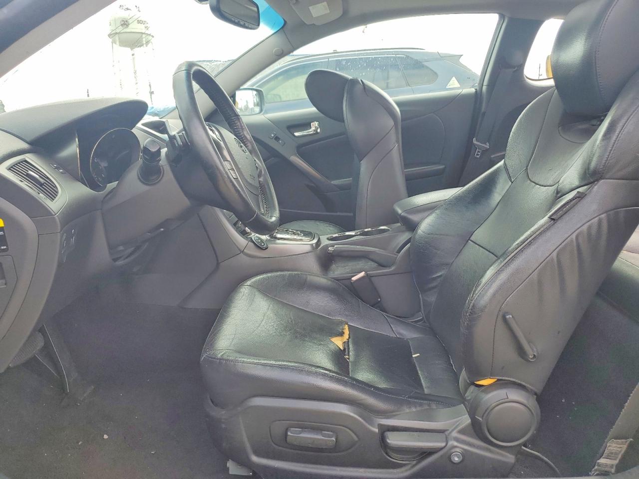 Hyundai Genesis 3.8l