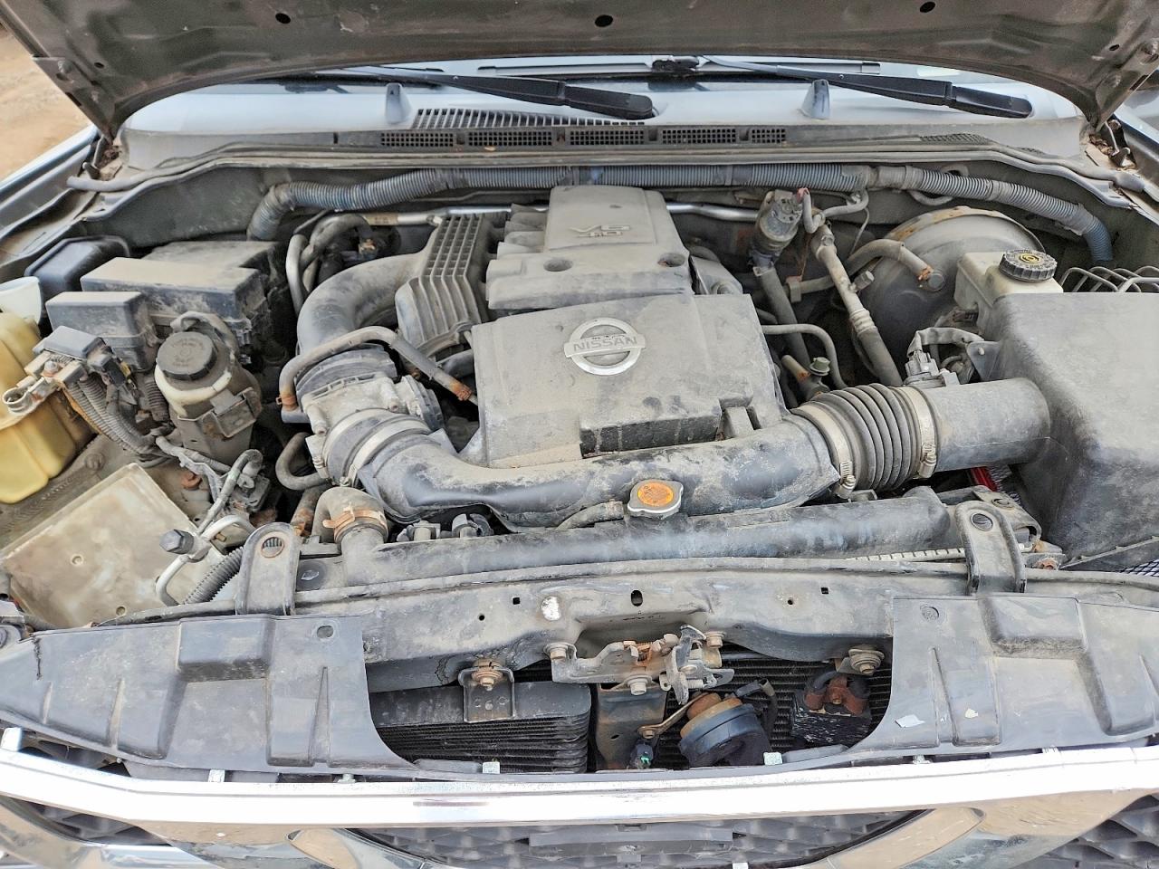 Nissan Pathfinder Xe