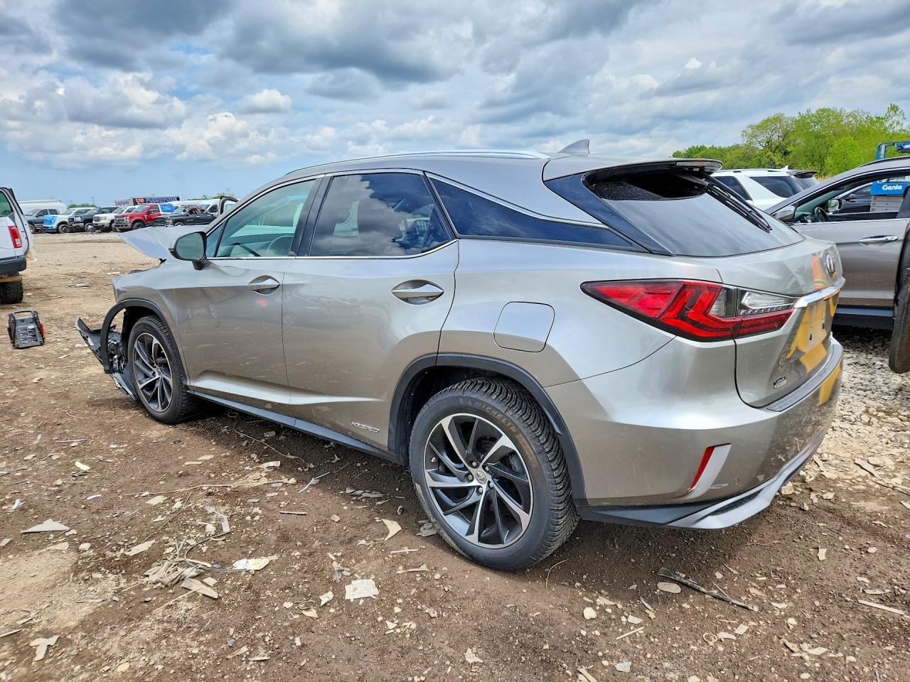 Lexus RX Base