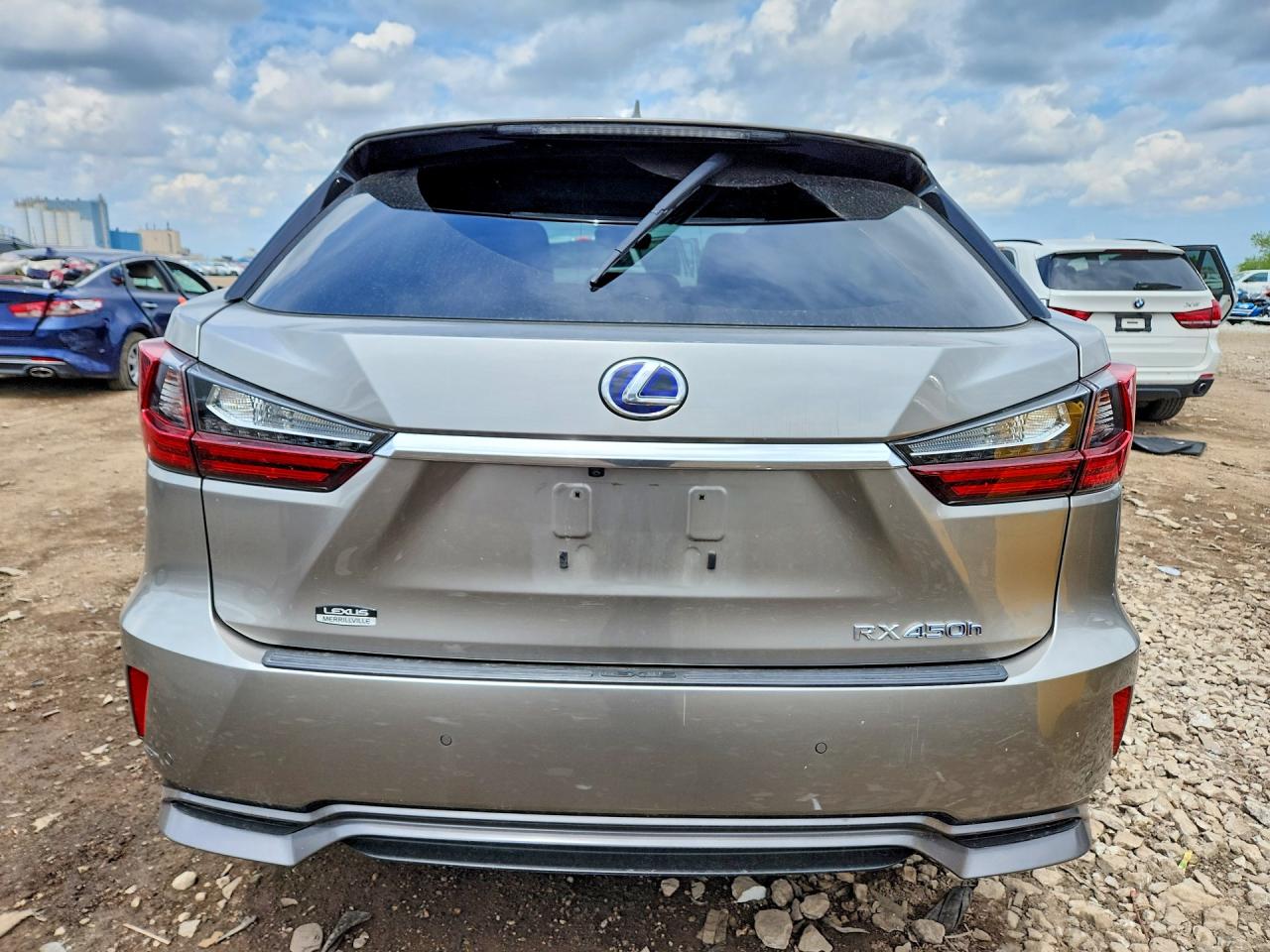 Lexus RX Base