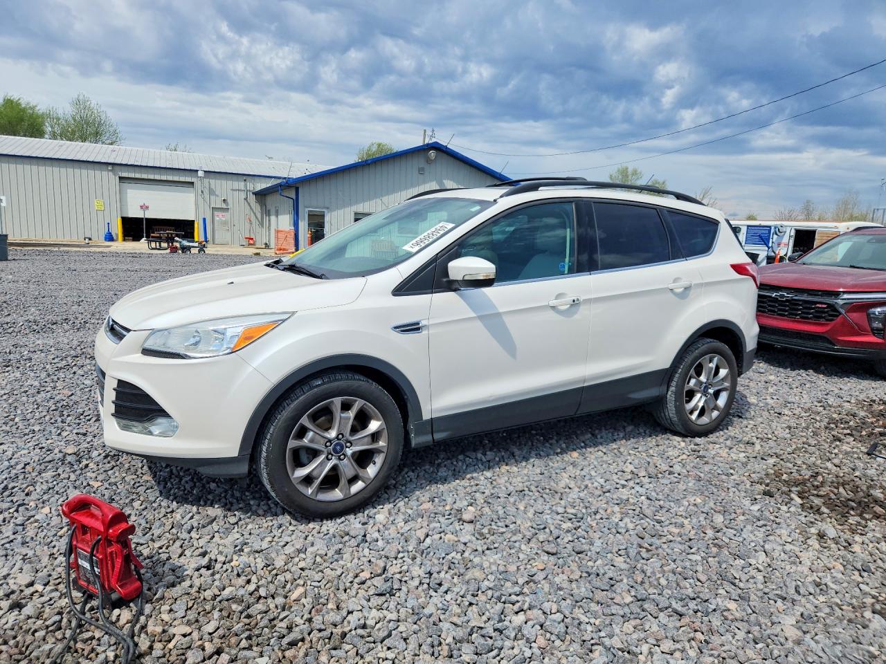 Salvage Ford Escape Image