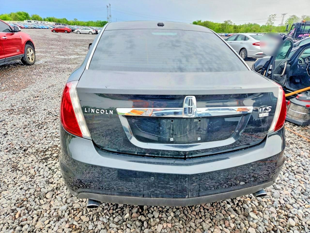 Lincoln MKS