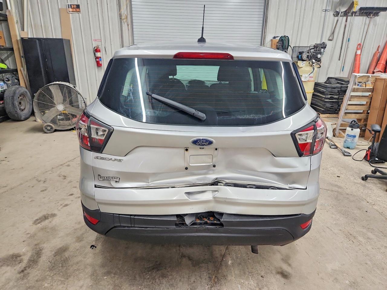 Ford Escape S
