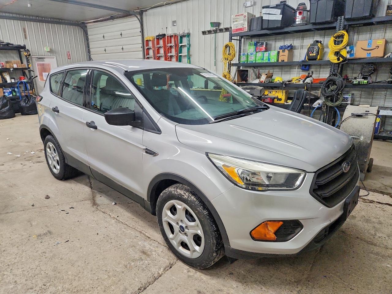 Ford Escape S