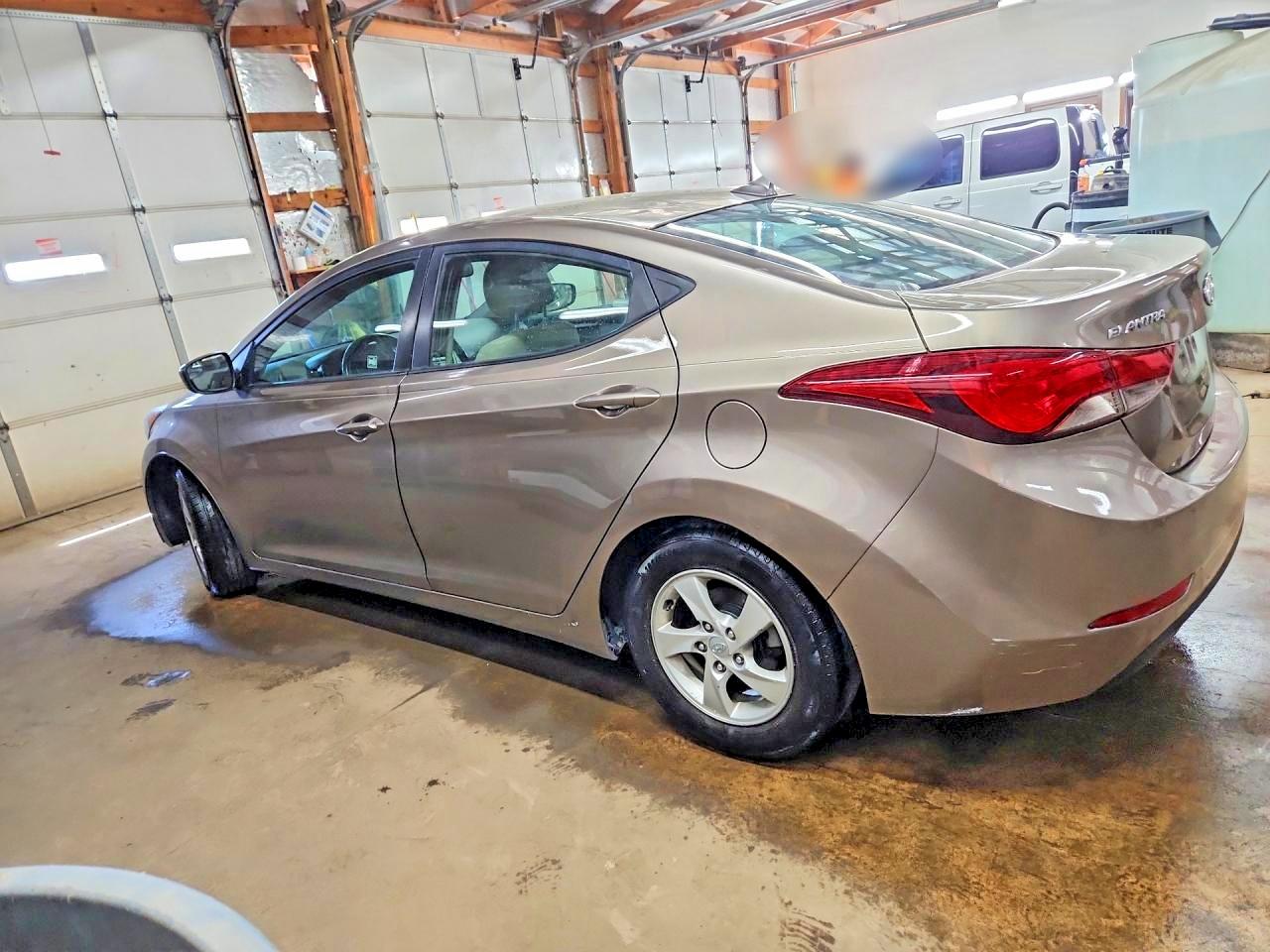 Hyundai ELANTRA Se