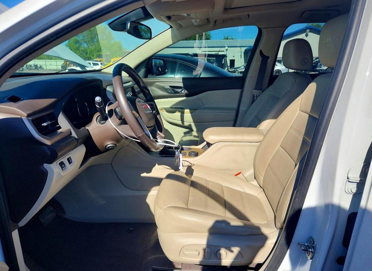 GMC Acadia Denali