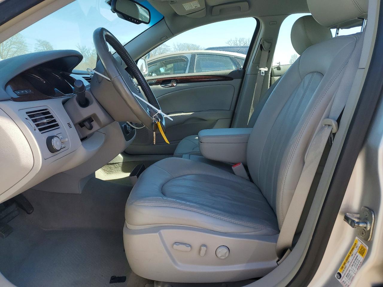 Buick Lucerne Cxl