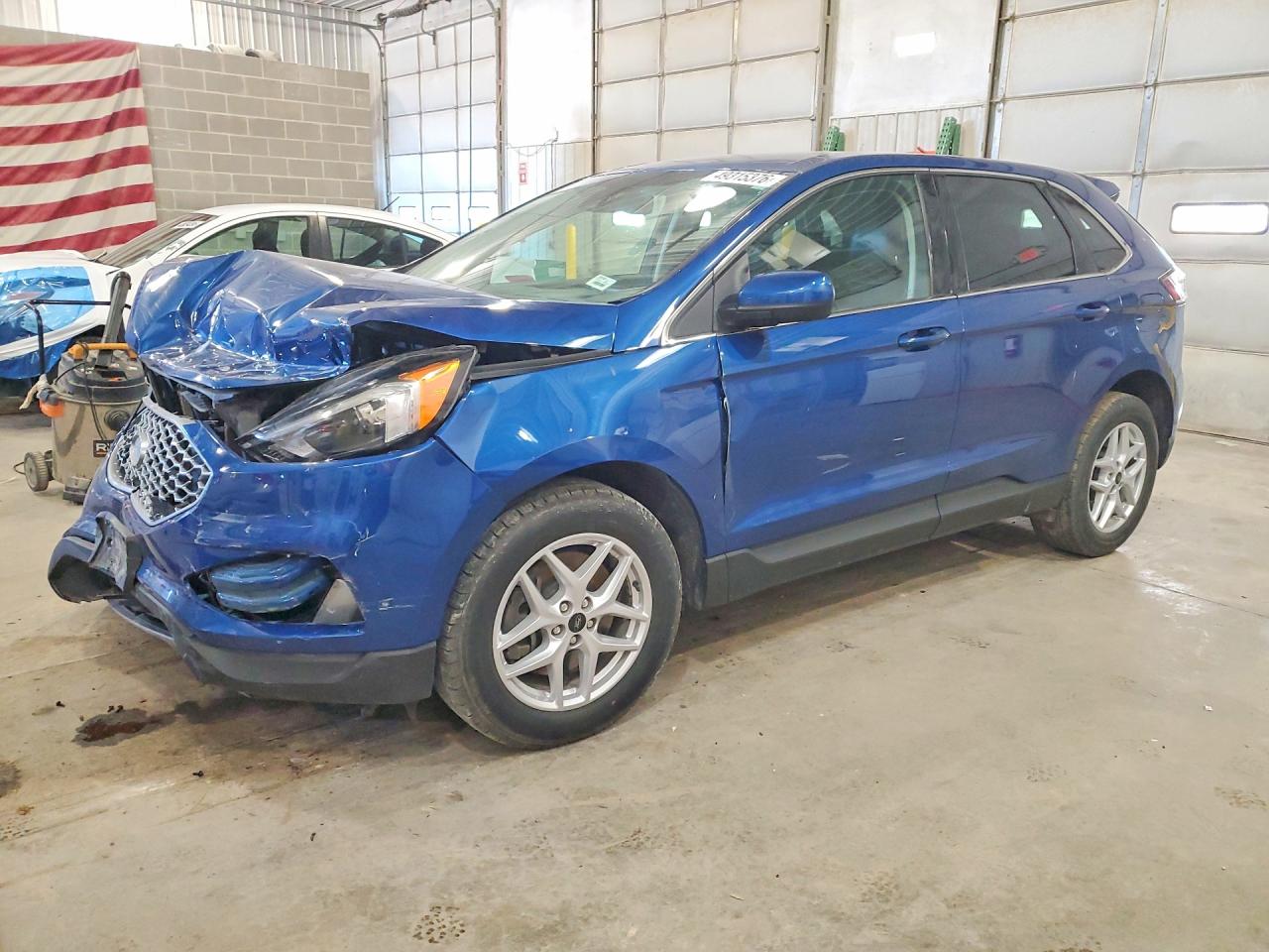 Salvage Ford Edge Image