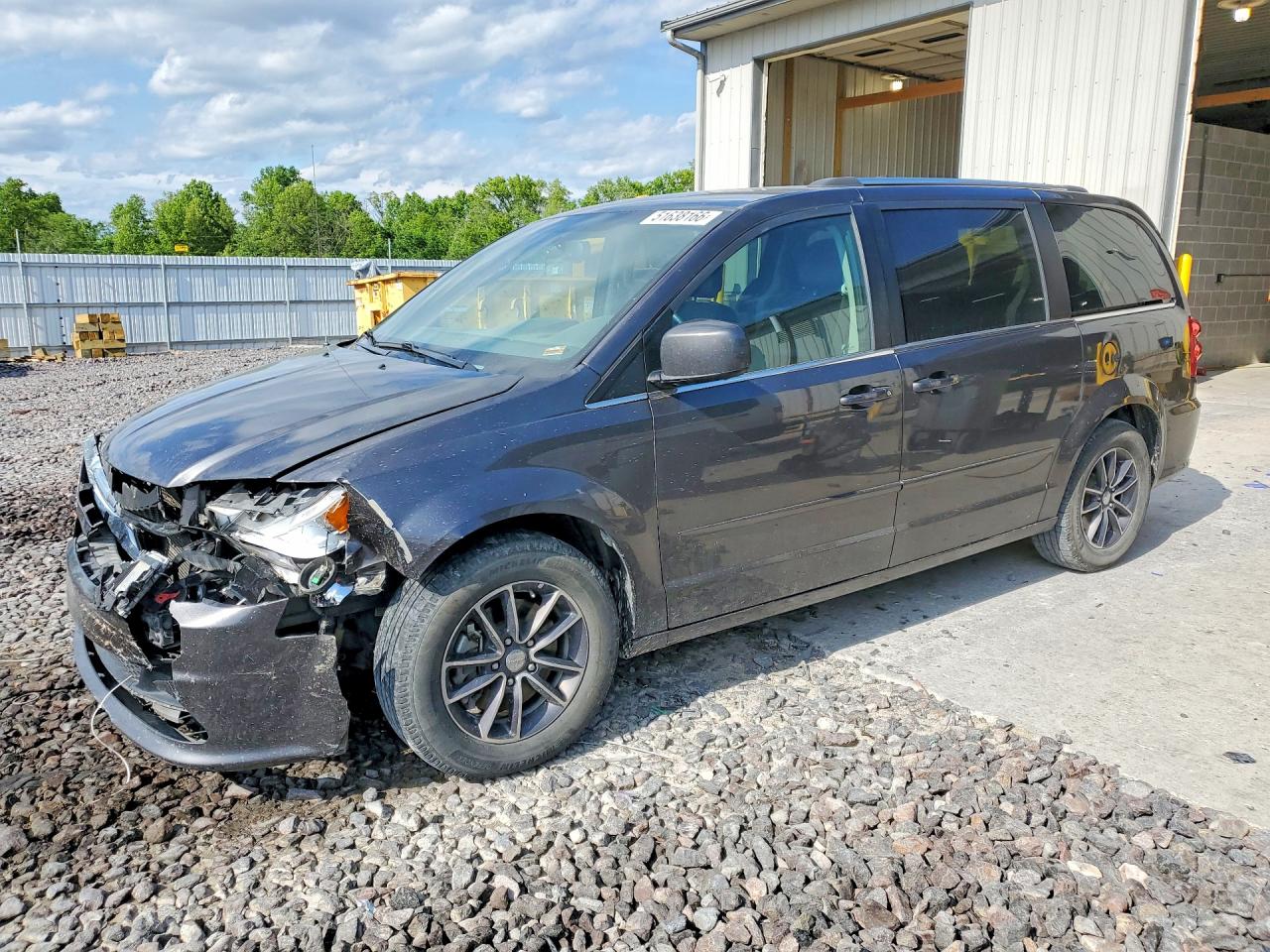 Salvage Dodge Caravan Image