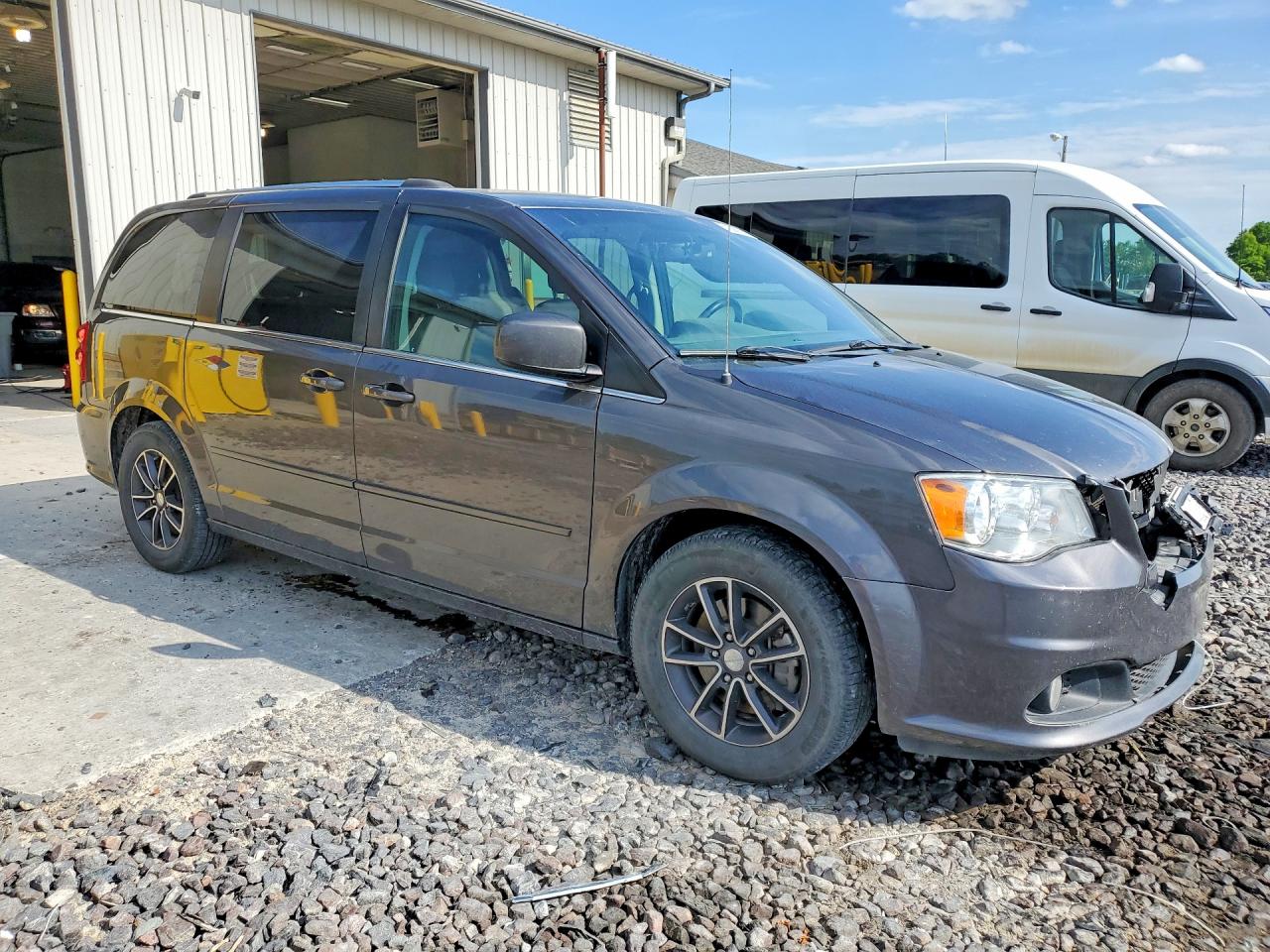 Dodge Caravan Sxt